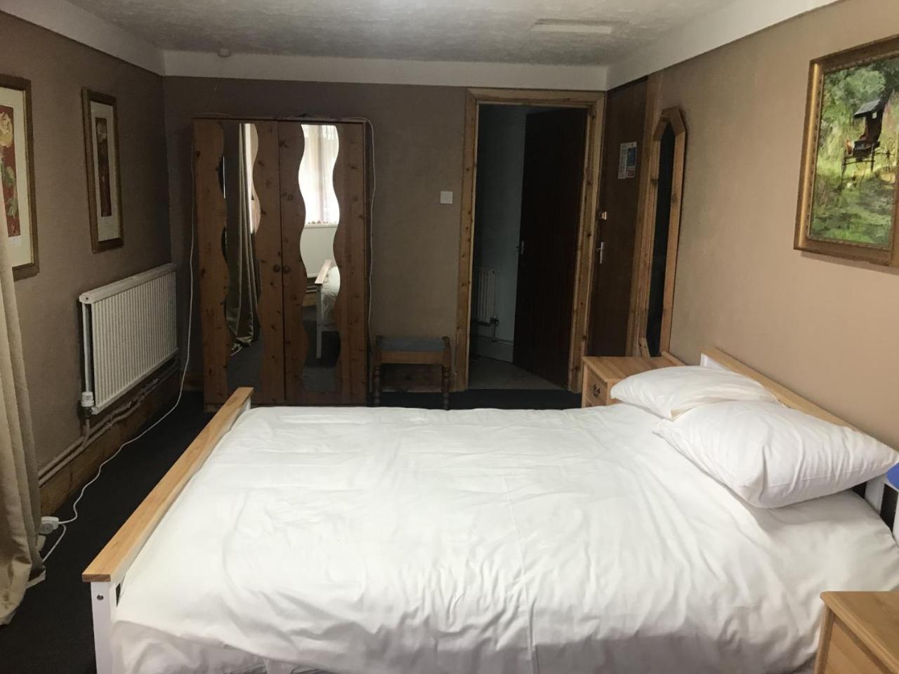 Hafan Y Coed Bed and Breakfast Abercraf Buitenkant foto